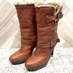 GUESS Genuine Leather w/ Faux Fur Trim Buckle Benny Boots 5” high heel Women 8.5